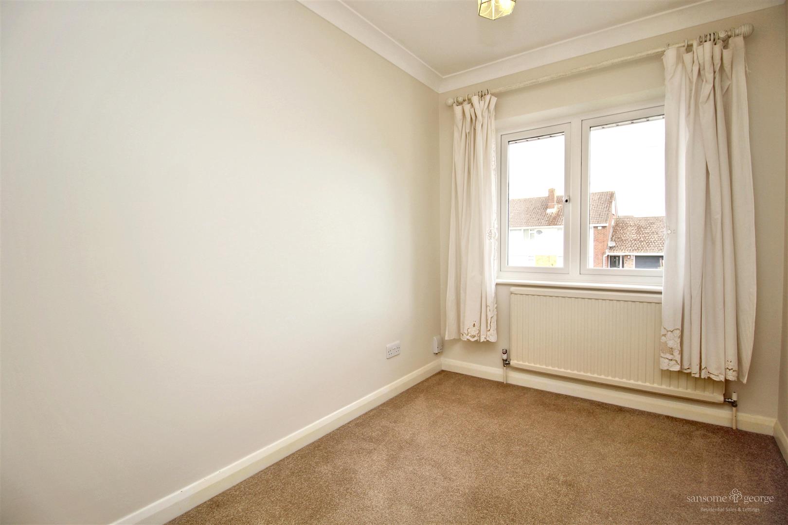 Underwood Road, Southcote, Reading